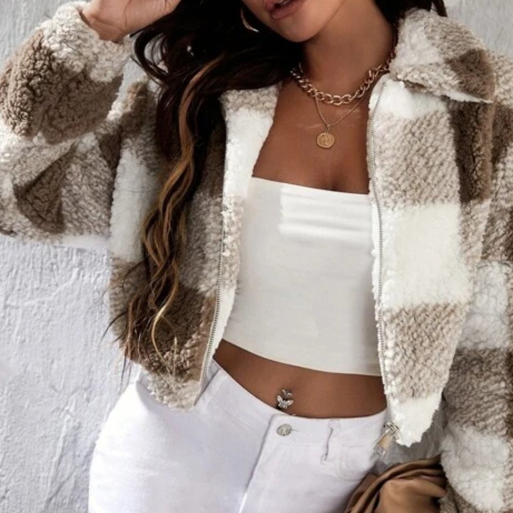 Brown Buffalo Plaid Teddy Zipper Coat in L - Picture 4 of 4